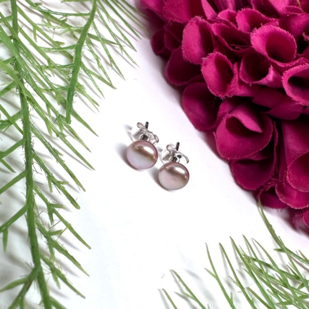 NEW⚜️Freshwater Pearl Mauve Stud Earrings